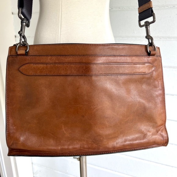 COACH Manhattan Convertible Slim Messenger Bag in Brown - Picture 4 of 16